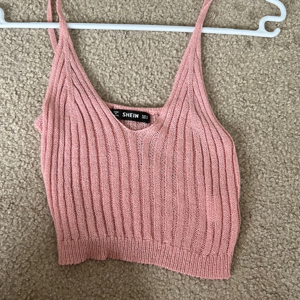 Pink tank top